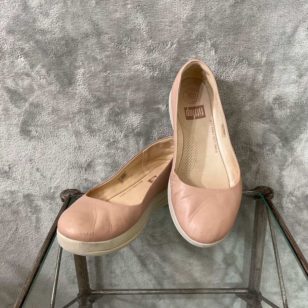 Fit Flop Pink Slip On Loafers  38.5 CM’s 24.6 MEN’S SIZE 7.5 WOMEN’S SIZE 8.5-9